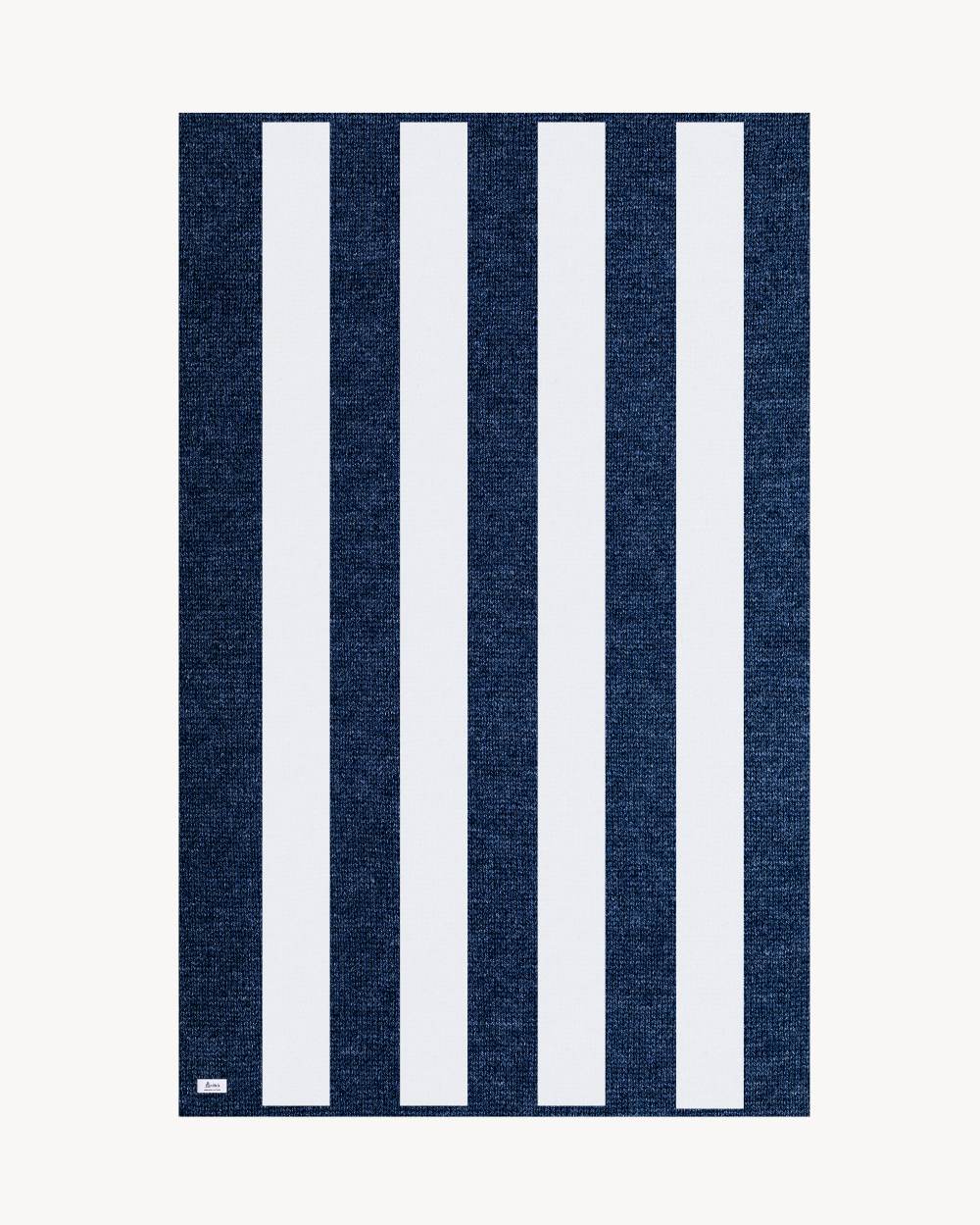 TOALLA RAYAS AZUL MARINO | UNA O MÁS INICIALES MINI