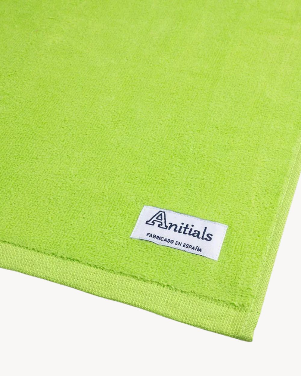 toalla_verde_pistacho_fabricado_Anitials