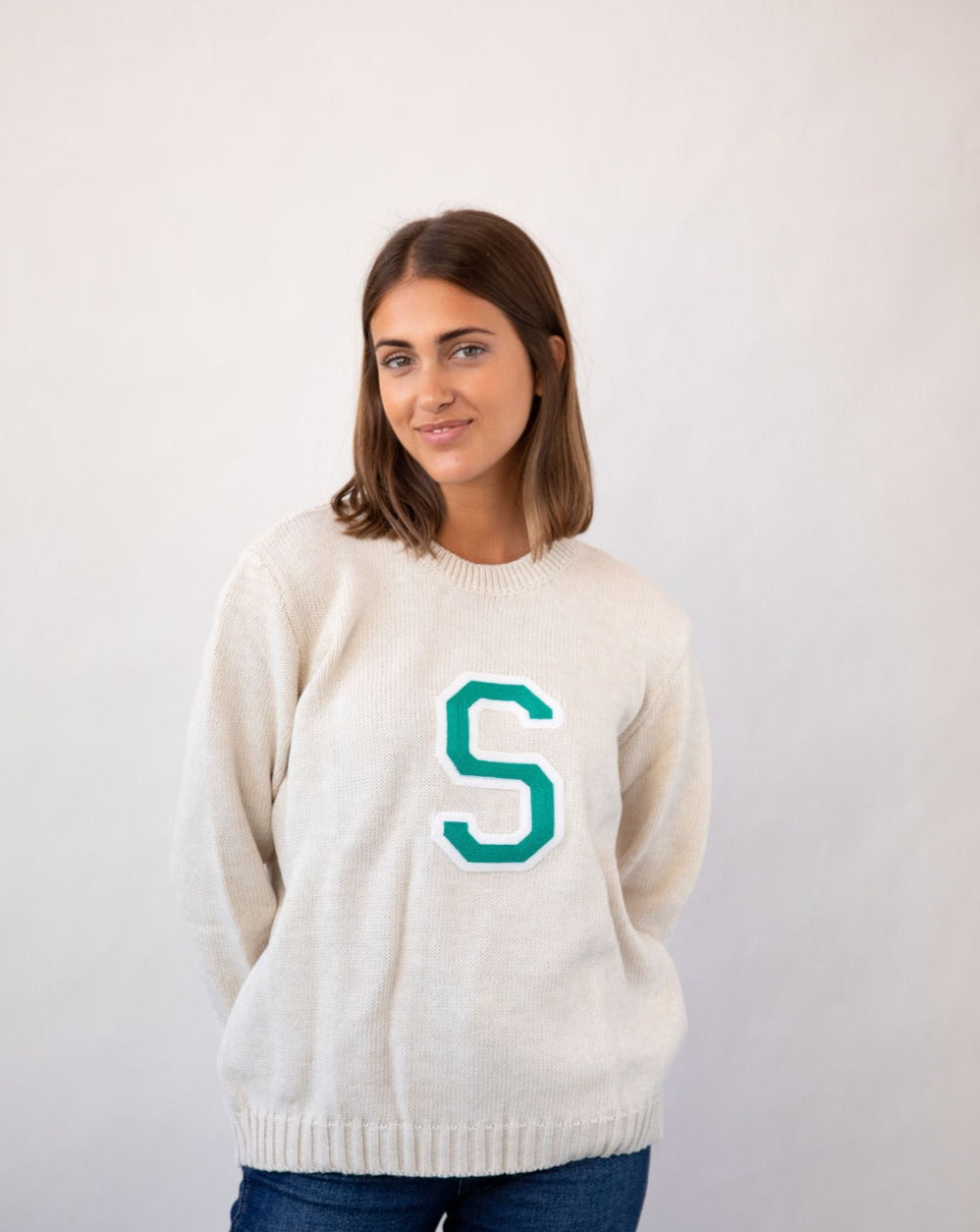 BEIGE SWEATER | INITIAL GREEN